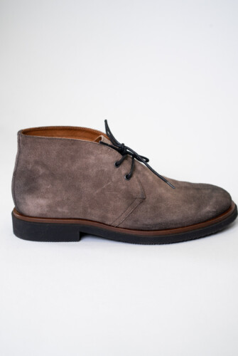 Boots suede
