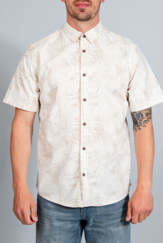 Short-sleeved comfort fit shirt