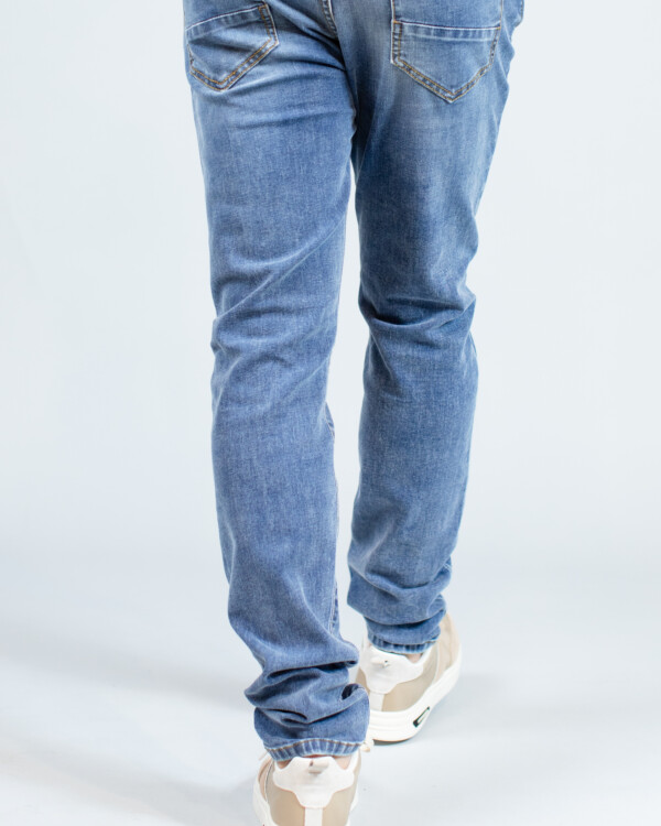 Jeans παντελόνι slim fit