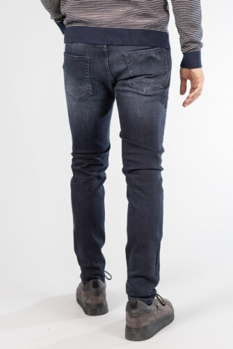 Jeans tapered fit