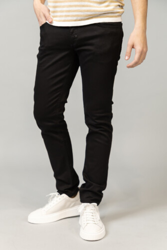 Jeans tapered fit